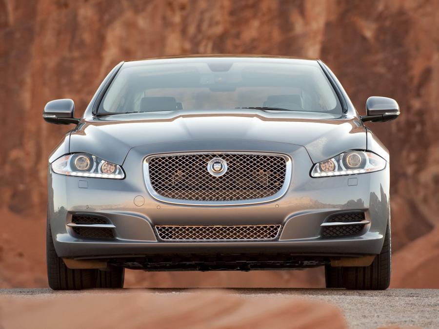  Jaguar XJL 2010 года  (US) (фото 31 из 41)